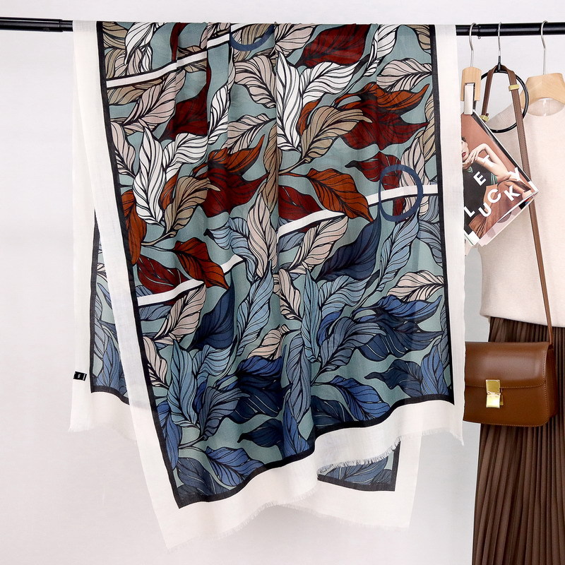 Winter Clothing Hong Kong - Chales largos de cachemira con borlas,